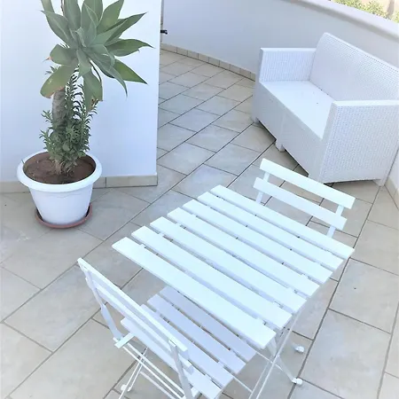 La Perla 3* Racale
